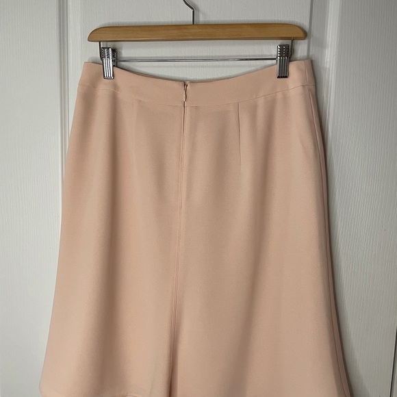Rose pink skirt LOFT - Picture 2 of 3